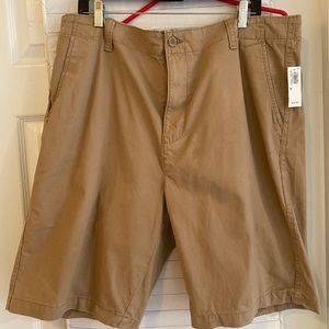 Old Navy khaki Shorts